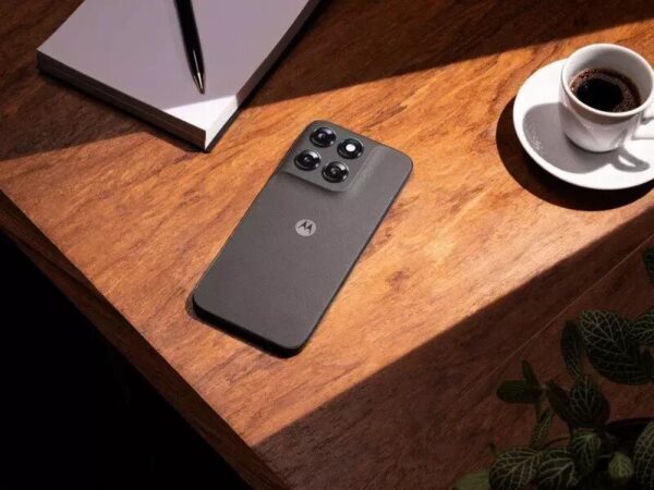 15984979_16_f Smartfon Motorola Moto G77 5G 12/256GB Zielony (PBAW0025RO)