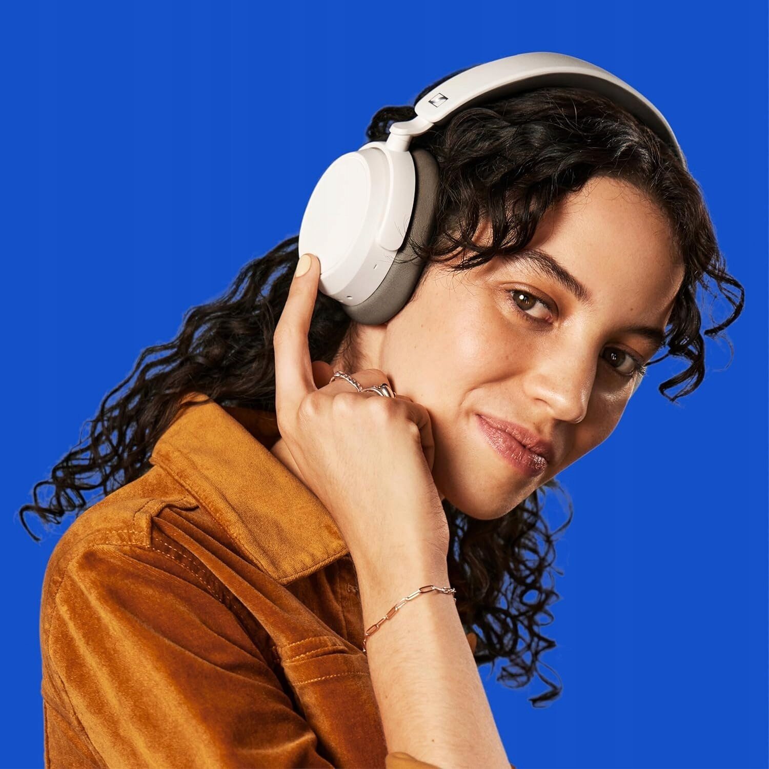 16225739_3_f Słuchawki Sennheiser Sennheiser ACCENTUM Plus Słuchawki Nauszne Bluetooth ANC 50h Białe