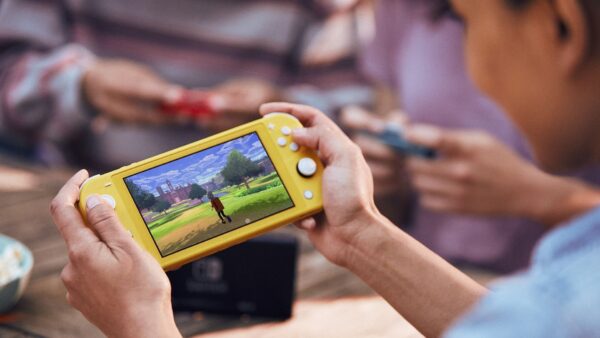 5939452_5_f Nintendo Switch Lite Yellow (NSH110)