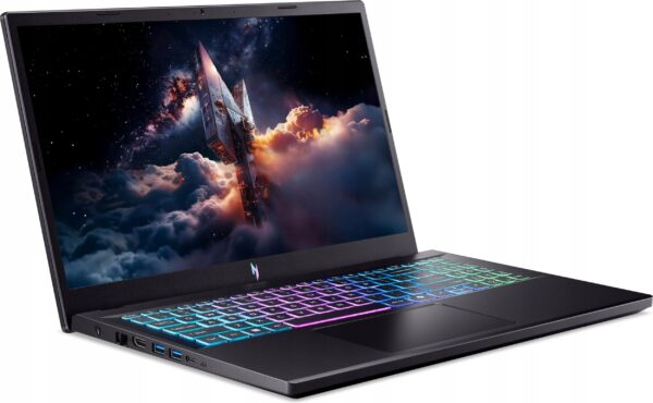 Laptop Acer Nitro V 15 ANV15-A31 Ryzen 7 170 / 16 GB / 1 TB / RTX 5060 / 180 Hz (NH.U3REP.00B)