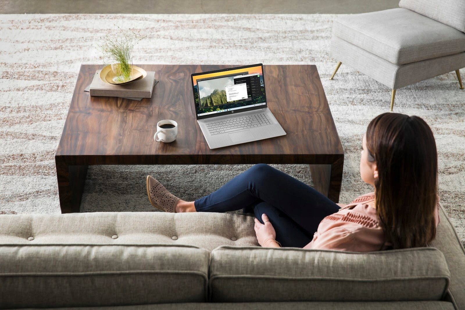 600138245_3_f Laptop HP 17-cn3153ds / 17,3" HD / Intel N200 / 4GB / 128GB UFS / Win 11 (C2MN4UA)
