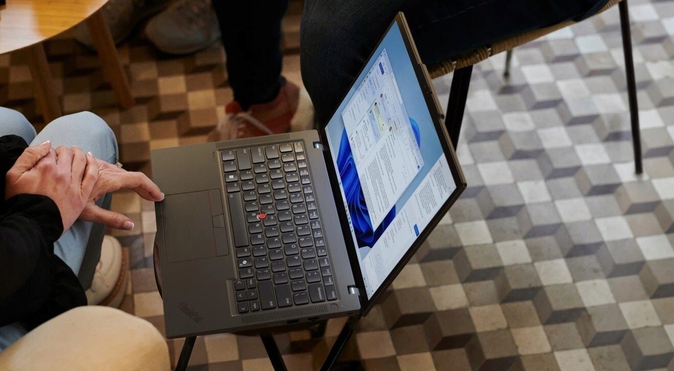 600306051_3_f Laptop Lenovo Thinkpad T14 G5 Ryzen 7 16GB 2TB SSD WUXGA IPS biznesowy 3YW